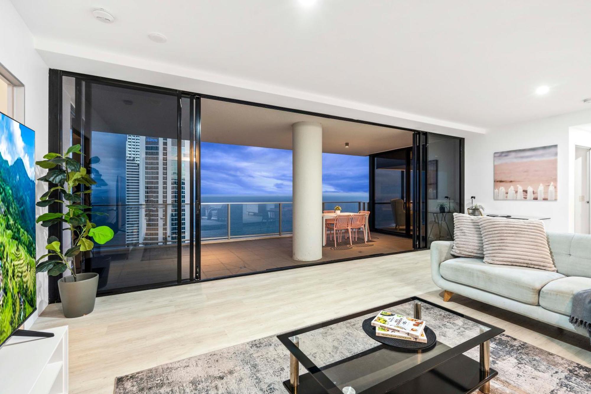גולד קוסט Ocean View Apartments With Balcony - Circle On Cavill - Central Location! - Self Contained & Privately Managed מראה חיצוני תמונה