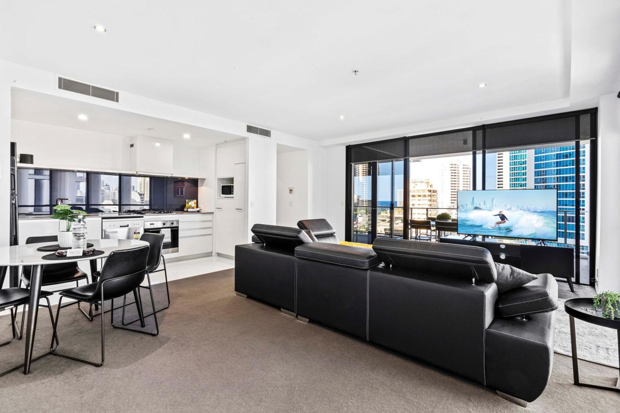 גולד קוסט Ocean View Apartments With Balcony - Circle On Cavill - Central Location! - Self Contained & Privately Managed מראה חיצוני תמונה