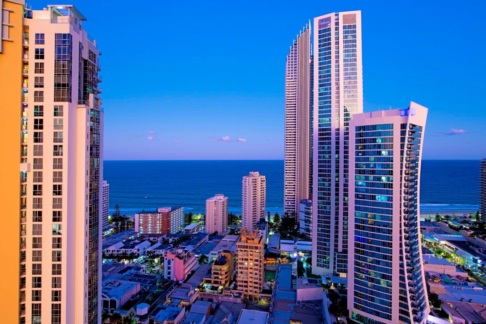 גולד קוסט Ocean View Apartments With Balcony - Circle On Cavill - Central Location! - Self Contained & Privately Managed מראה חיצוני תמונה