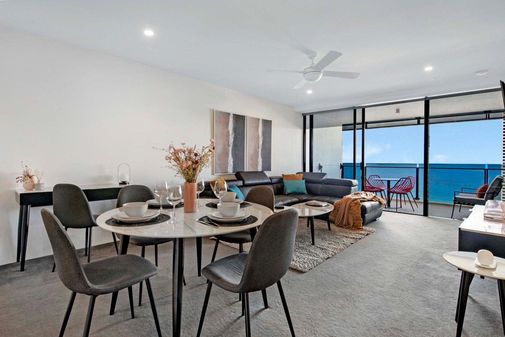 גולד קוסט Ocean View Apartments With Balcony - Circle On Cavill - Central Location! - Self Contained & Privately Managed מראה חיצוני תמונה